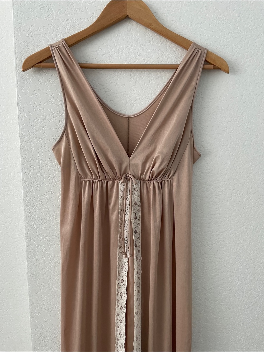 Vintage Texsheen Blush Lace-Trim Maxi Dress | small - Picture 2 of 16